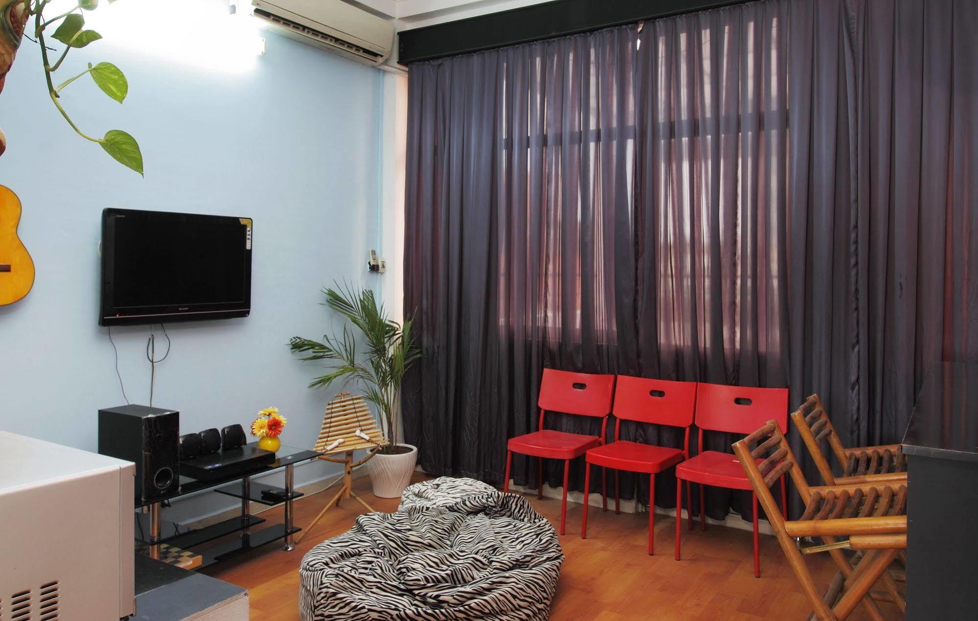 Dream Station - Saigon Hostel Ho-Chi-Minh-Stadt Exterior foto